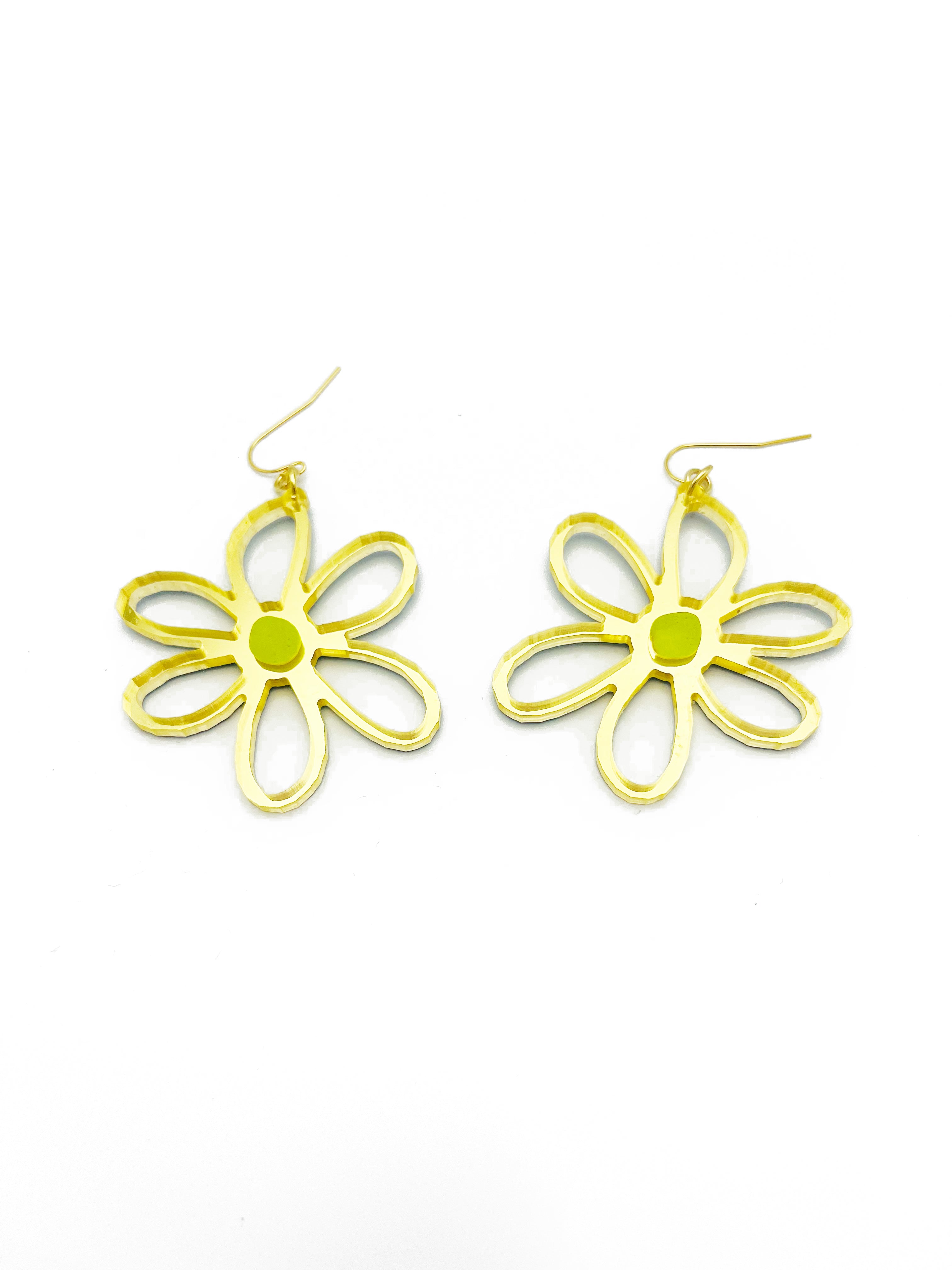 Large Gold Outline Daisy earrings
