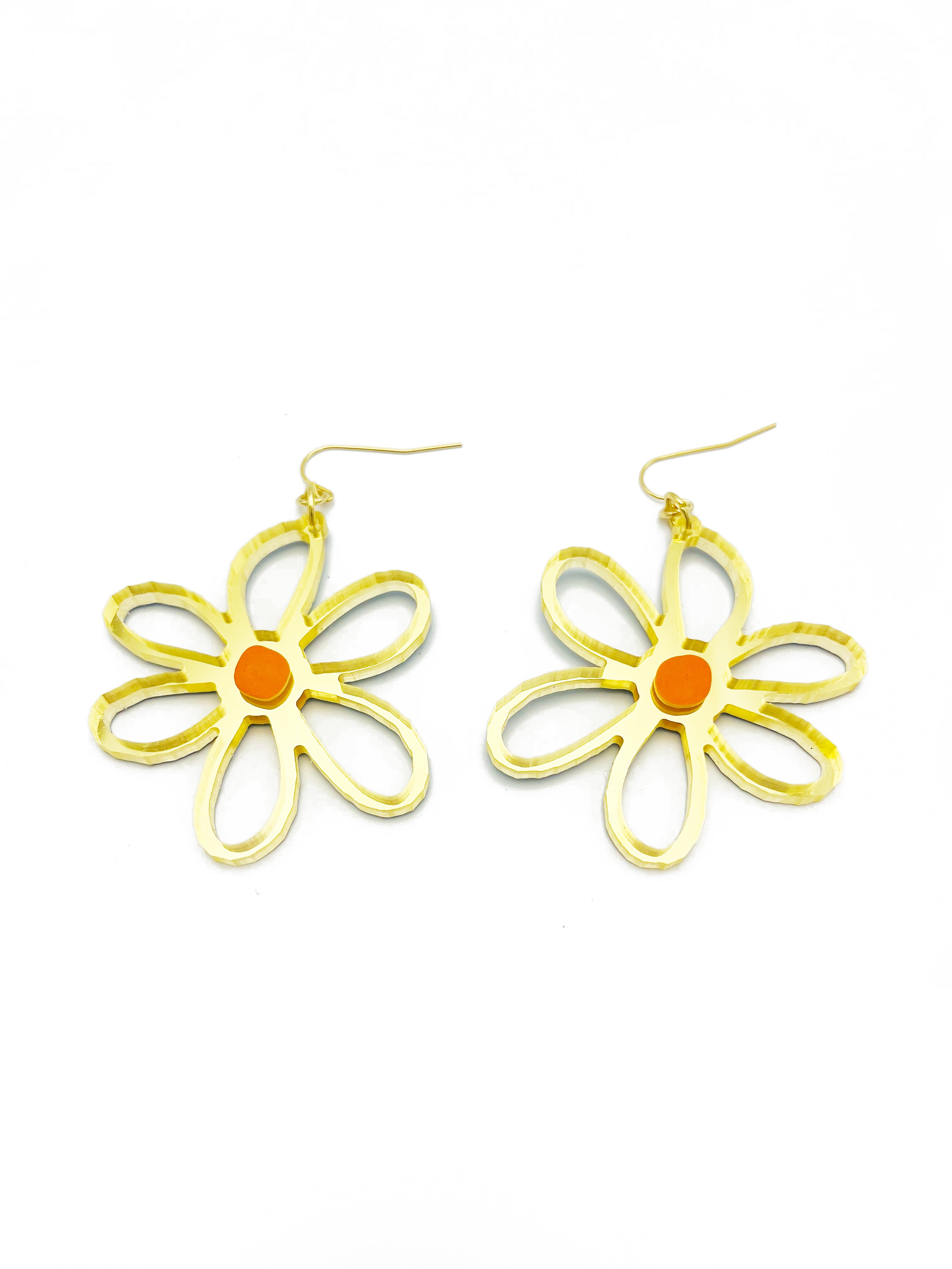 Large Gold Outline Daisy earrings
