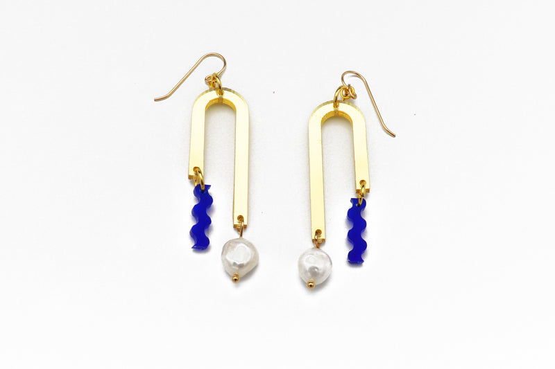 Arch Earrings - Gold