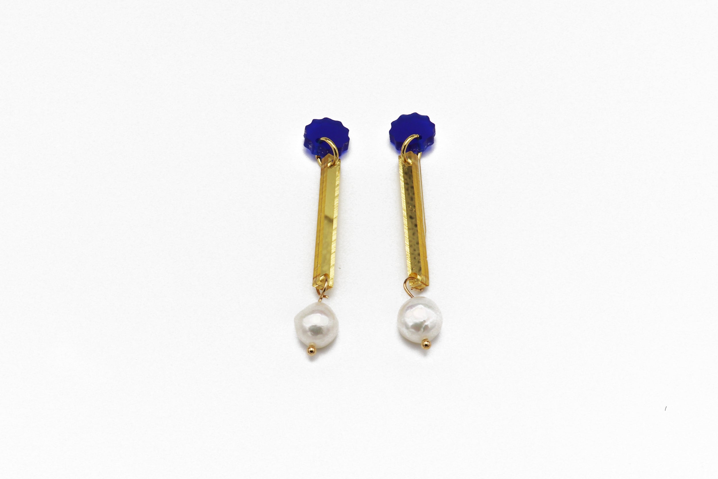 Line Earrings - Gold