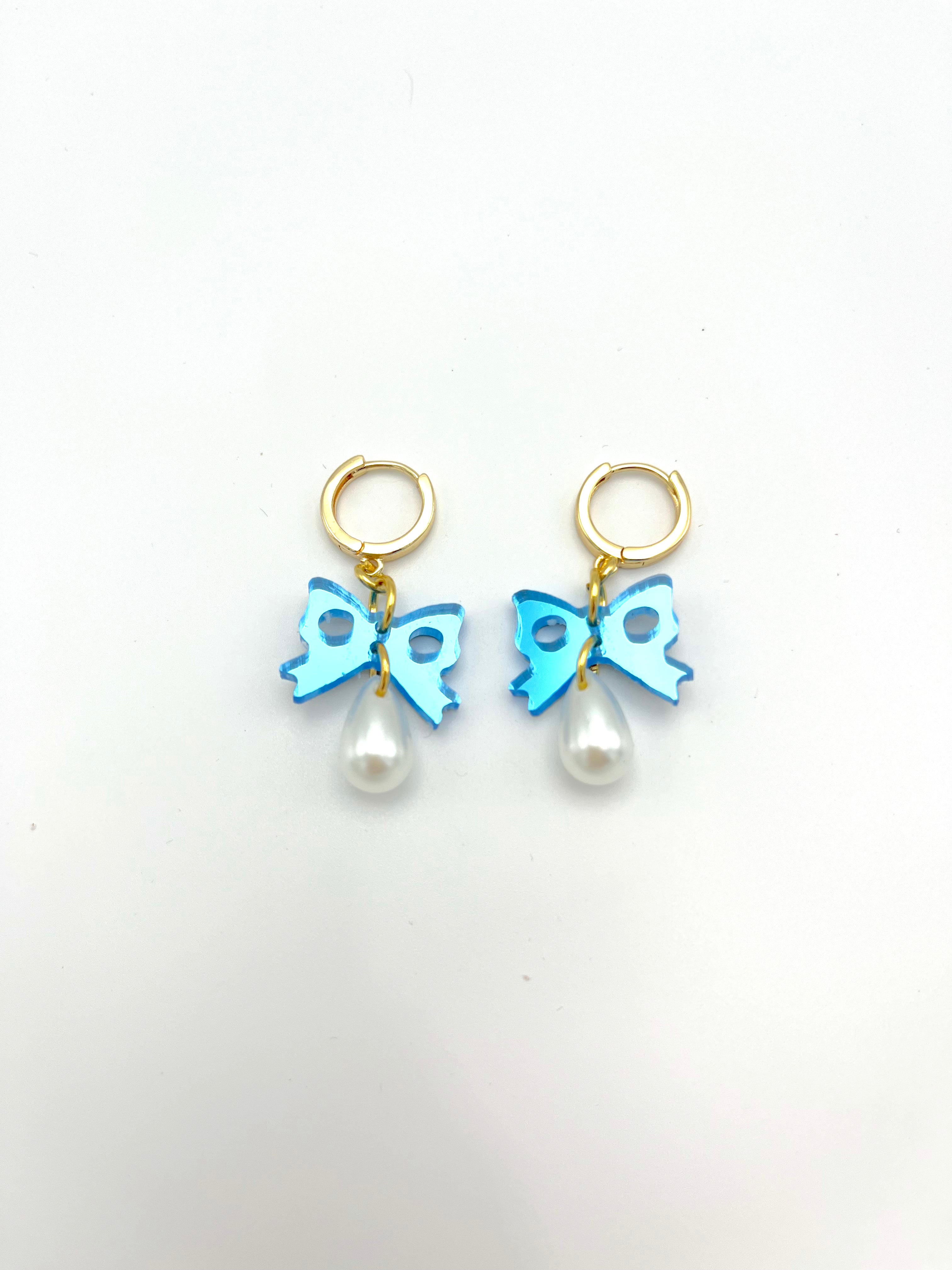 Bow Pearl Drops - Metallic Ice Blue