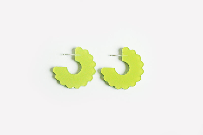 Ecoresin Scallop Earrings - Small Hoop