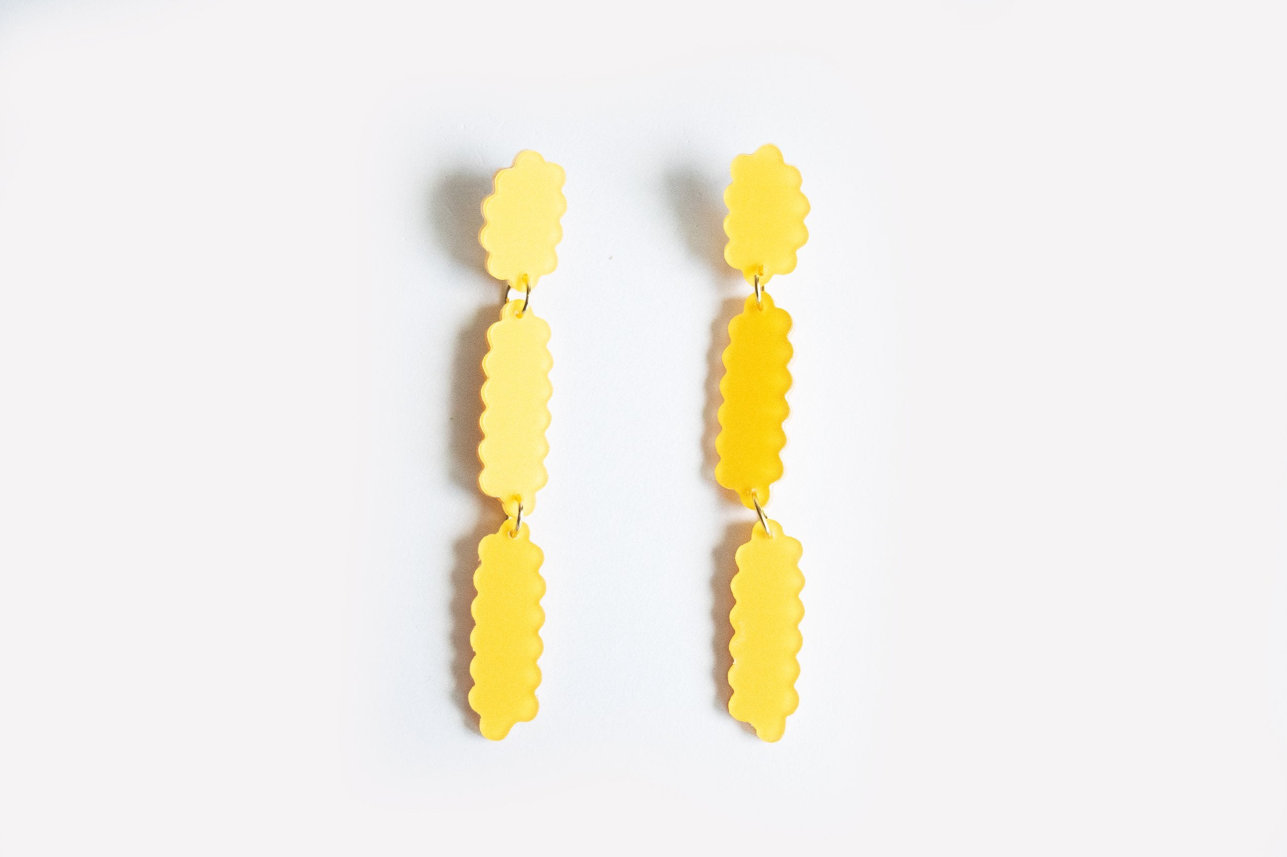 Ecoresin Scallop Earrings - Line Drop