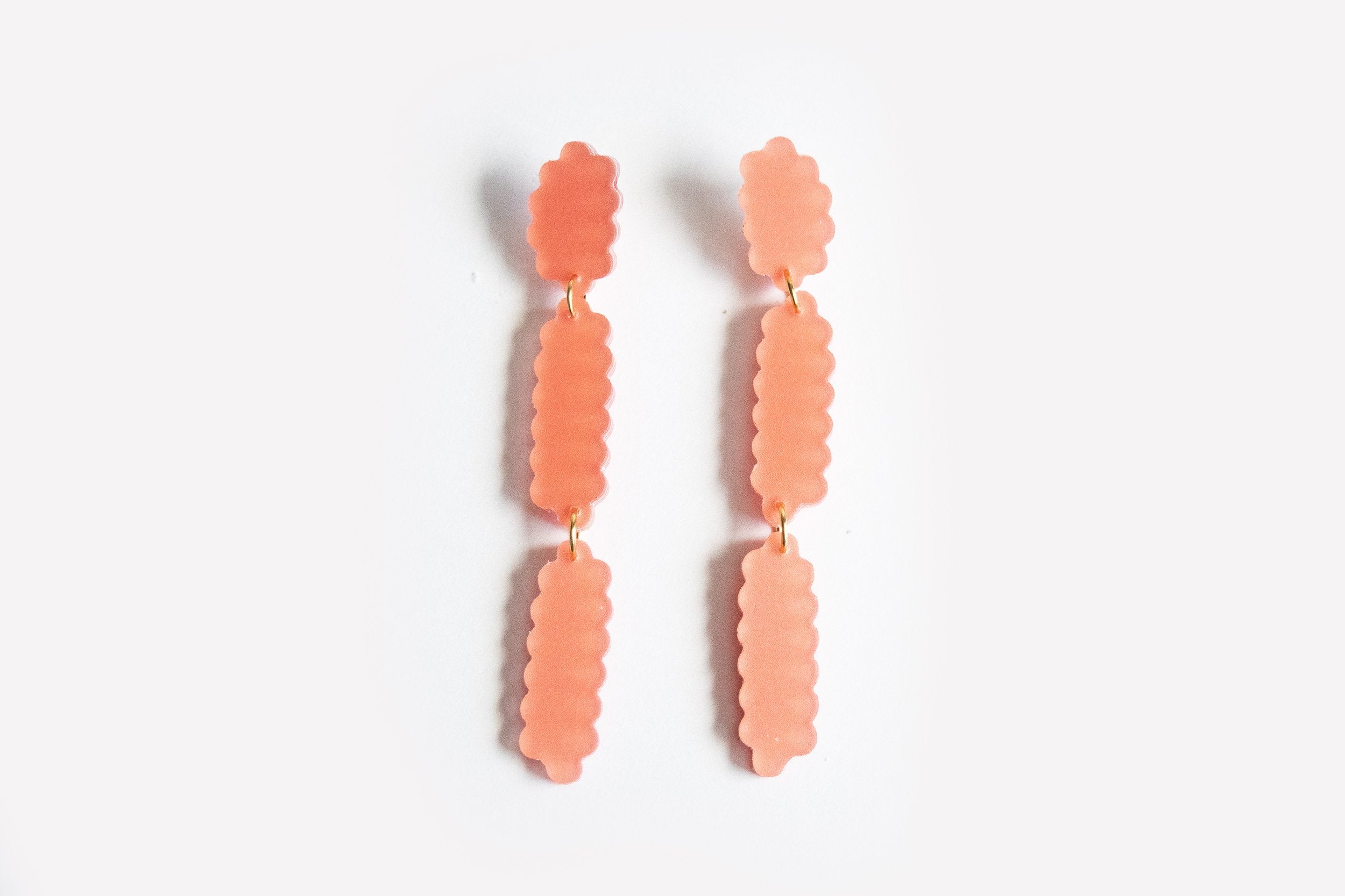 Ecoresin Scallop Earrings - Line Drop