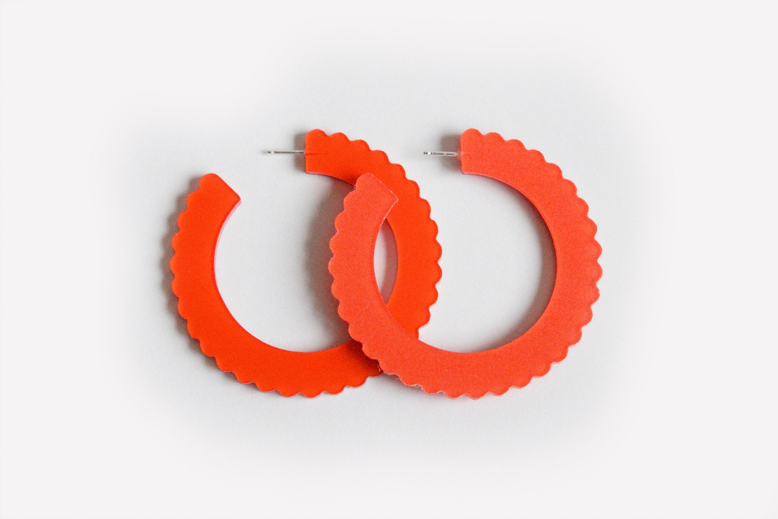 Ecoresin Scallop Earrings - Large Hoop