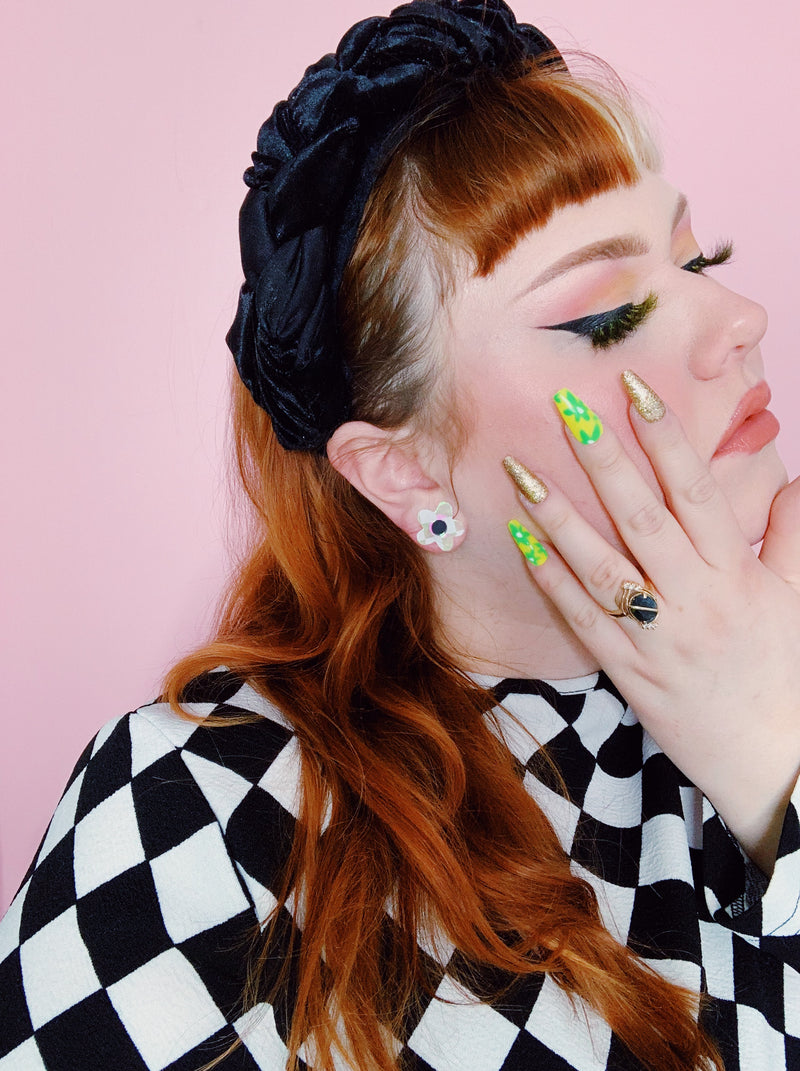 Large Daisy Studs