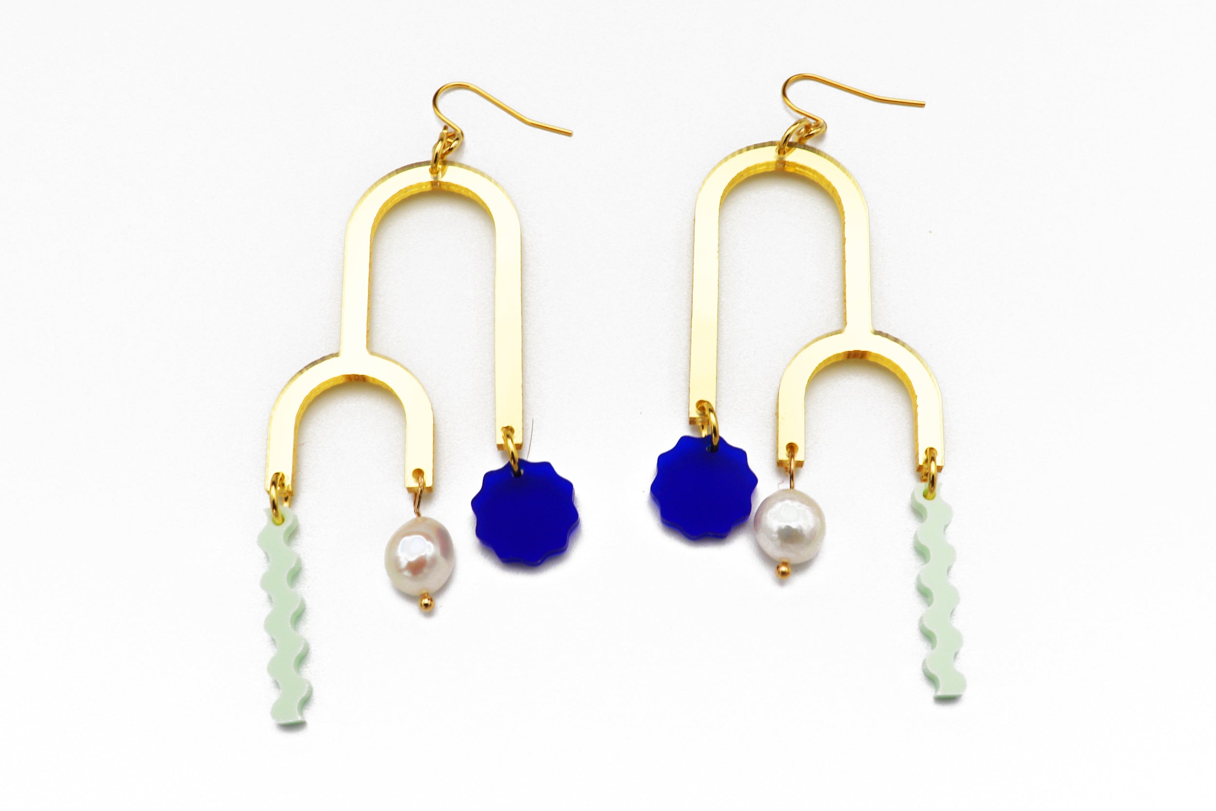 Double Arch Earrings - Gold