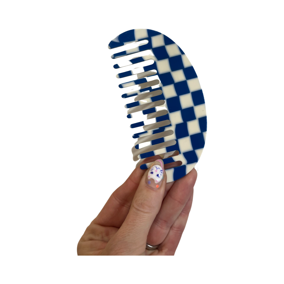 Checkered Comb Oval Large- Blue