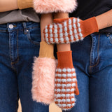 Verloop Colorblock Fur Mittens- Blush