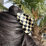 Chunks Checker Claw- Black/White