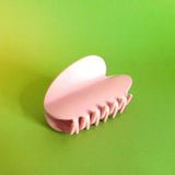 Chunks Cupid Claw Powder Pink